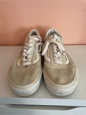 Vans White and Grey Suede Old Skool Sneakers